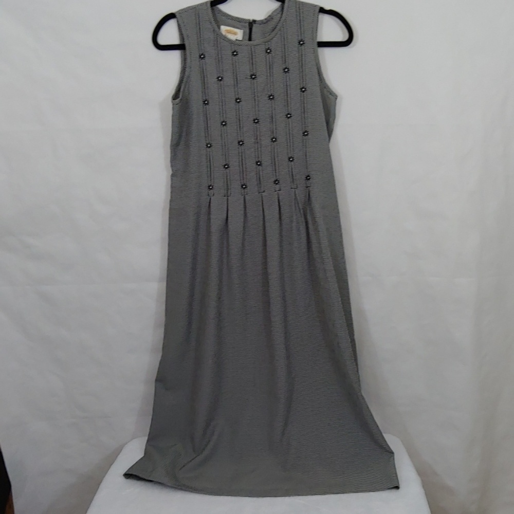 Talbots Black & White Checker Board Size 6